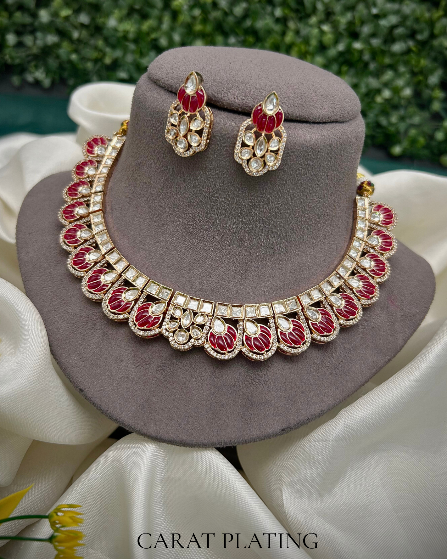 Royal Kundan Necklace Set with Matching Earrings
